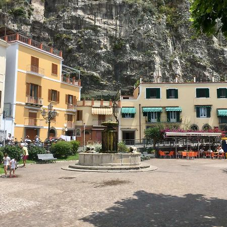 La Casetta Di Zia Cuccu Minori Exterior photo